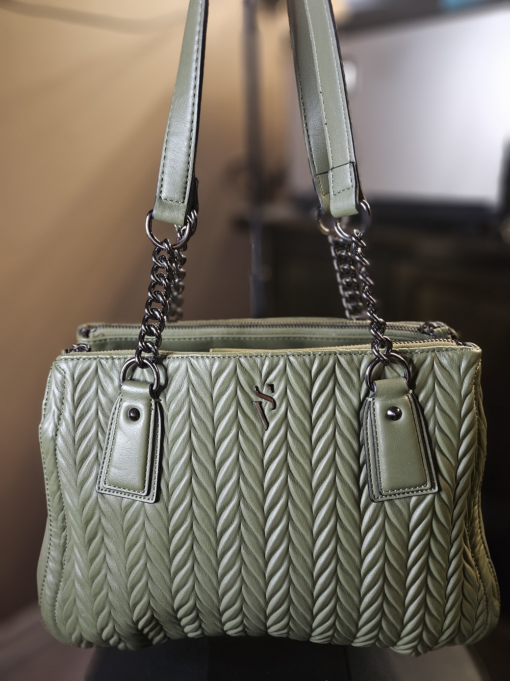 Simply Vera Vera Wang- The Bedford Satchel